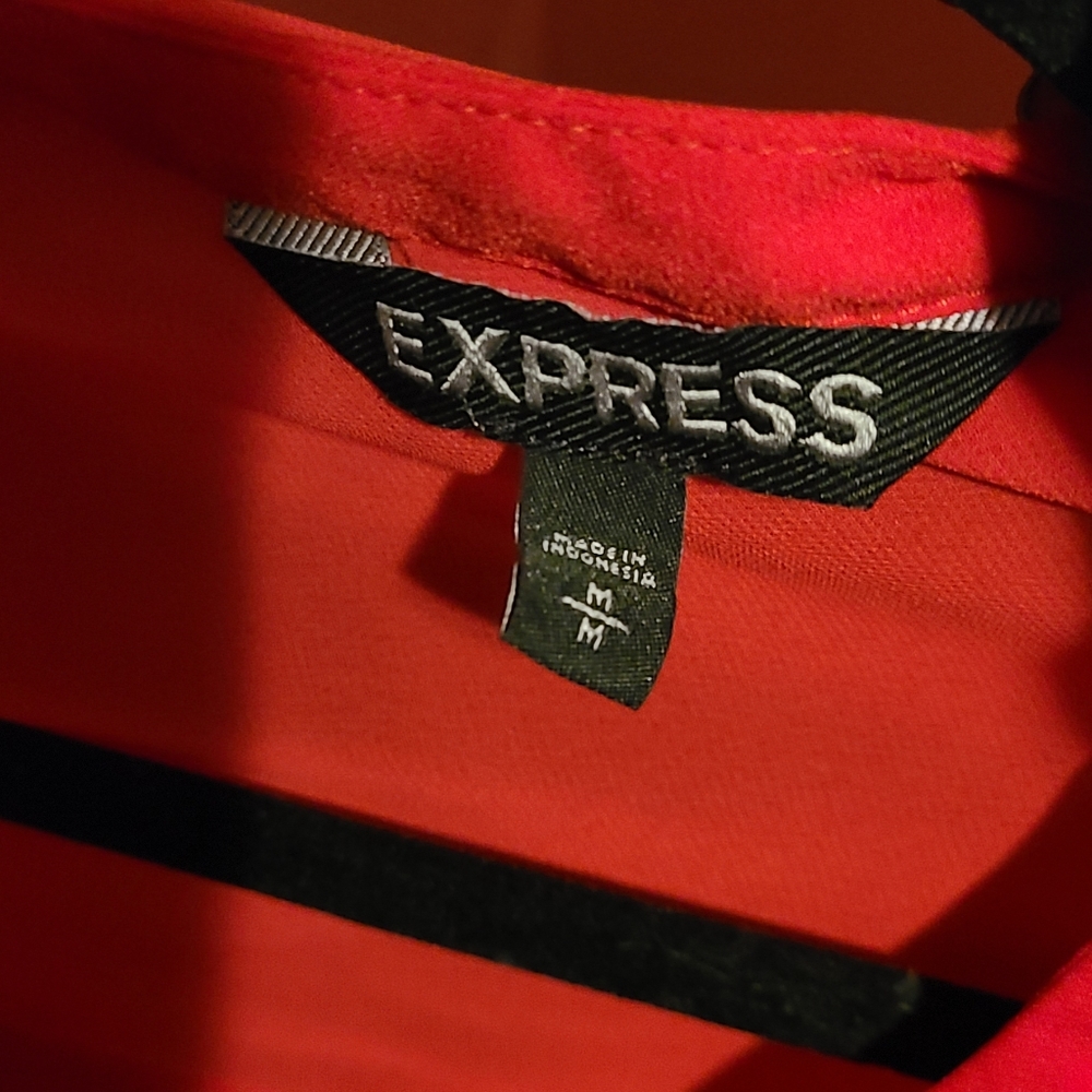 Express top - Picture 2 of 2